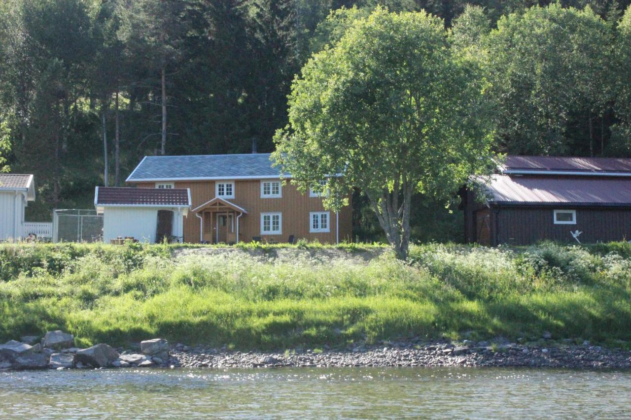 Villa Bakarstuo, Utpa Neset à Trofors Extérieur photo